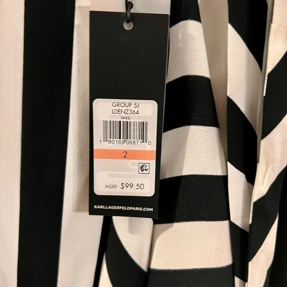 𝅺karl LAGERFELD  black and white stripped skirt. Size 2. NWT - Picture 6 of 6